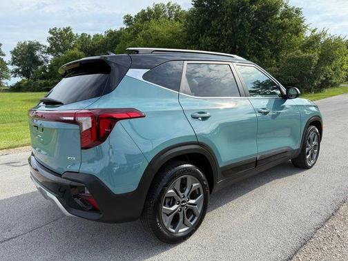 2024 Kia Seltos S