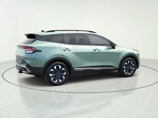 Jungle Green 2023 Kia Sportage X-Line