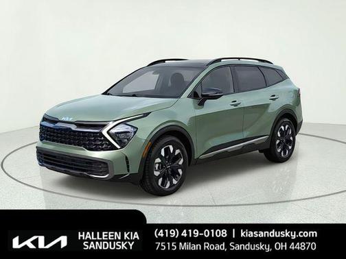 Jungle Green 2023 Kia Sportage X-Line