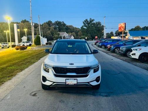 2021 Kia Seltos S
