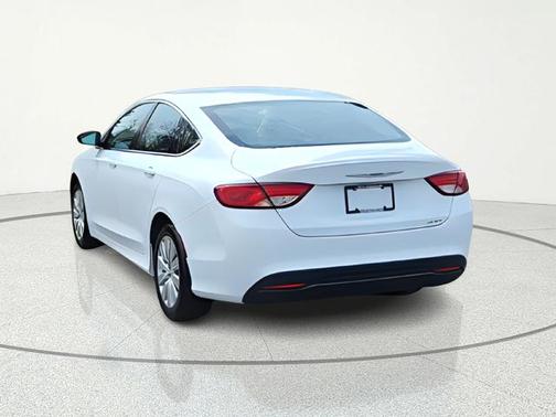 2015 Chrysler 200 LX