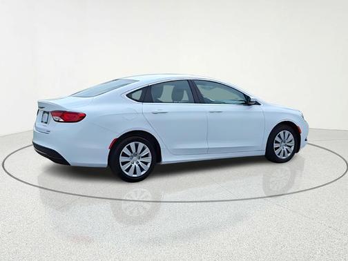 2015 Chrysler 200 LX