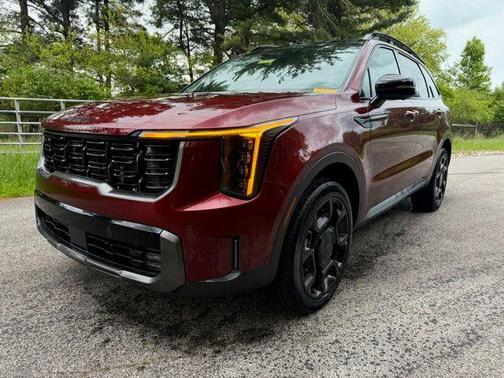 Red 2025 Kia Sorento SX