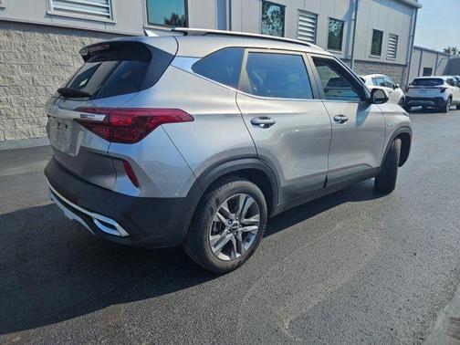 2023 Kia Seltos S