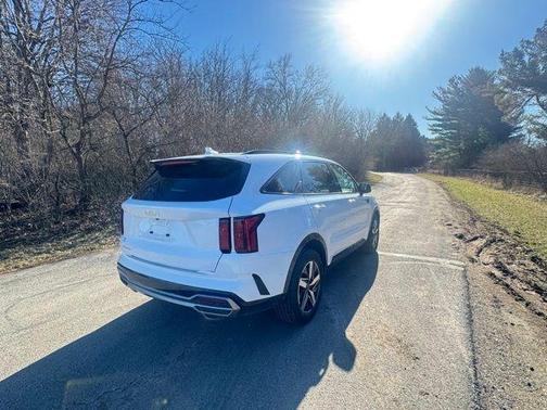 2023 Kia Sorento S