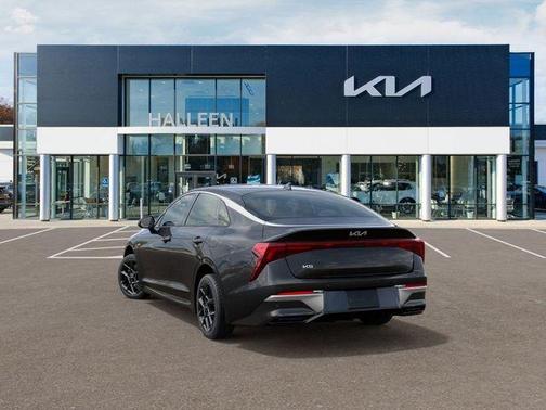 2025 Kia K5 LXS