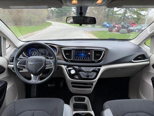2019 Chrysler Pacifica L