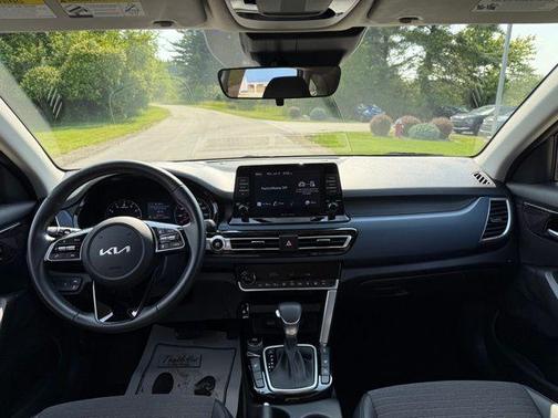 2023 Kia Seltos S
