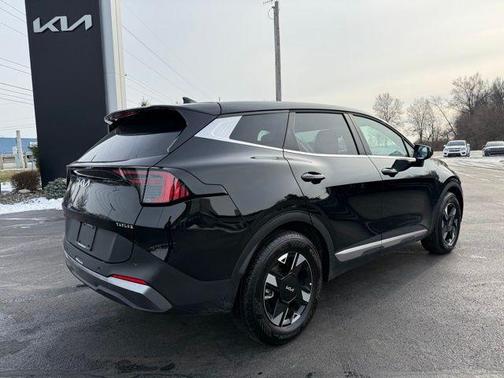 2026 Kia Sportage LX