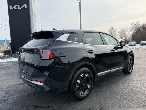 2026 Kia Sportage LX