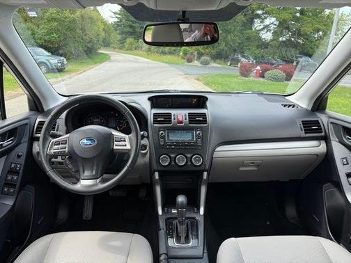 2015 Subaru Forester 2.5i Touring