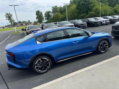 2025 Kia K4 GT-Line