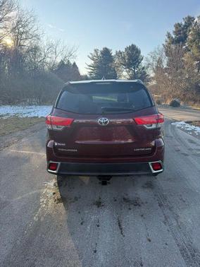 2017 Toyota Highlander 