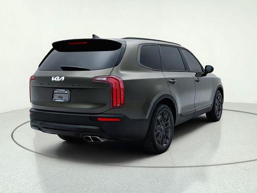 Dark Moss 2022 Kia Telluride EX