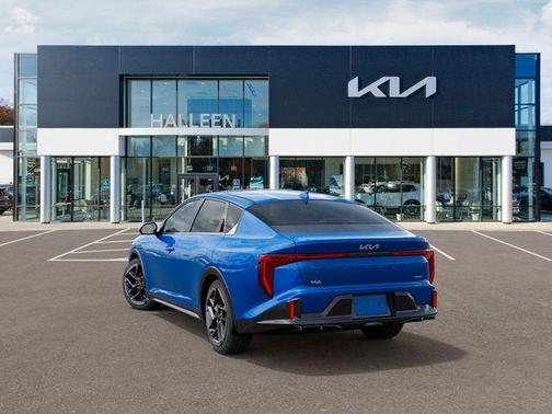 2025 Kia K4 GT-Line