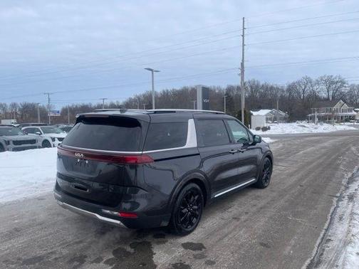 2024 Kia Carnival SX Prestige