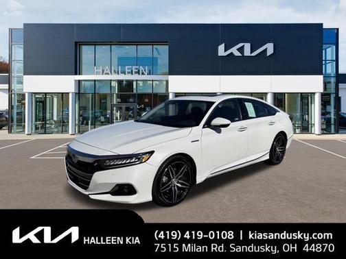 2022 Honda Accord Hybrid Touring