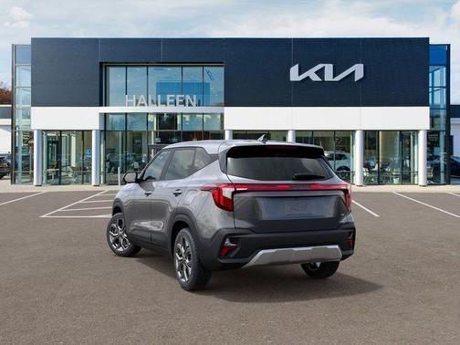 2025 Kia Seltos LX