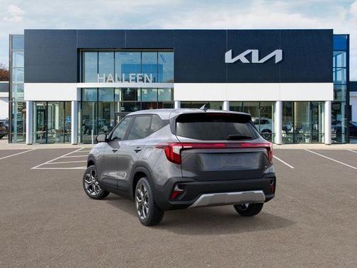 2025 Kia Seltos LX