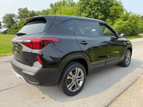 2022 Kia Seltos LX