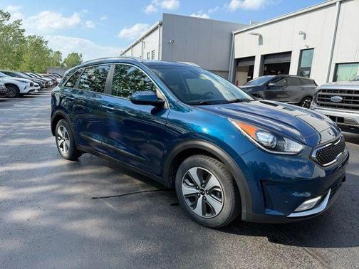 Deep Cerulean 2018 Kia Niro LX