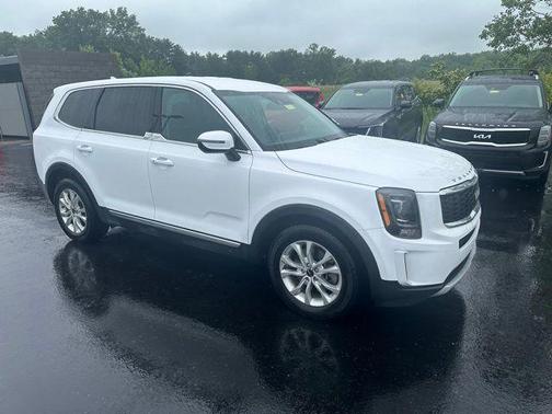 2022 Kia Telluride LX