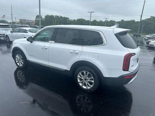 2022 Kia Telluride LX