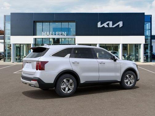 Glacial White Pearl 2026 Kia Sorento LX