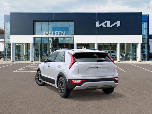 2025 Kia Niro LX