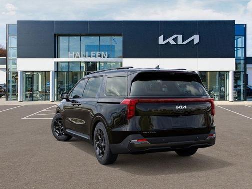 2026 Kia Carnival SX