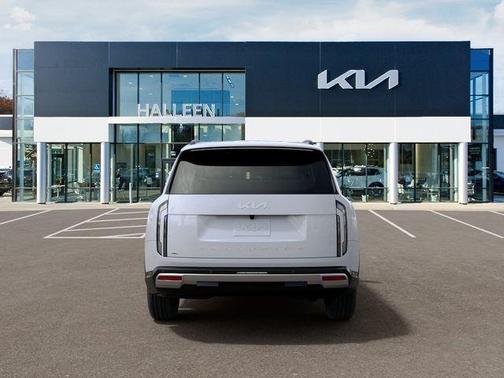 Glacial White Pearl 2027 Kia Telluride SX