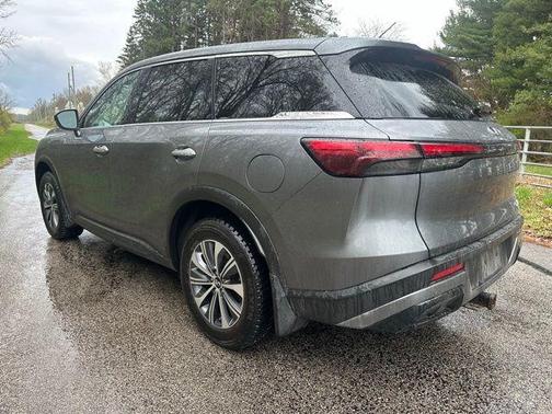 2022 INFINITI QX60 Pure