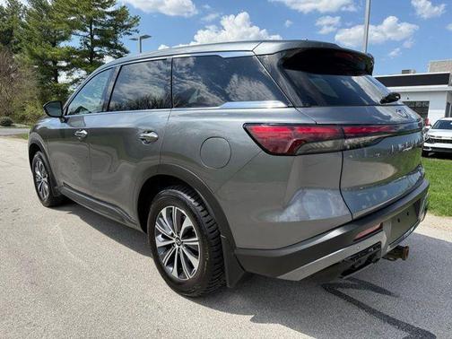 2022 INFINITI QX60 Pure
