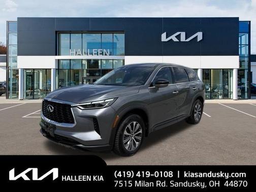 2022 INFINITI QX60 Pure