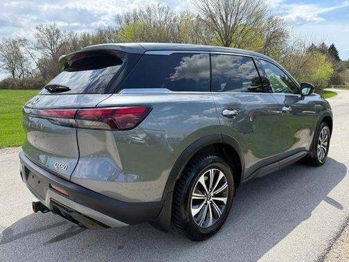 2022 INFINITI QX60 Pure