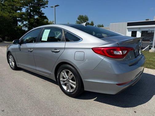 2017 Hyundai SONATA Base