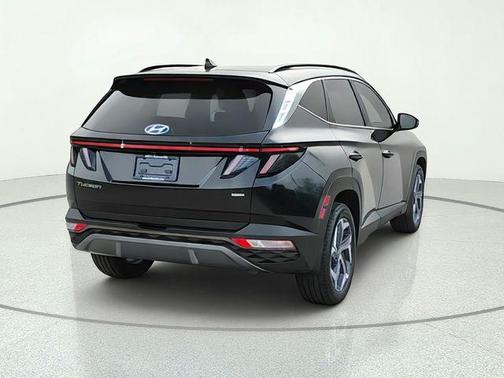 Black Pearl 2024 Hyundai TUCSON Limited