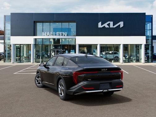 Aurora Black 2026 Kia K4 LXS