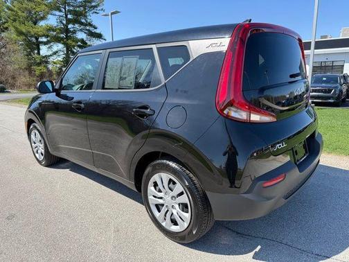 2022 Kia Soul LX