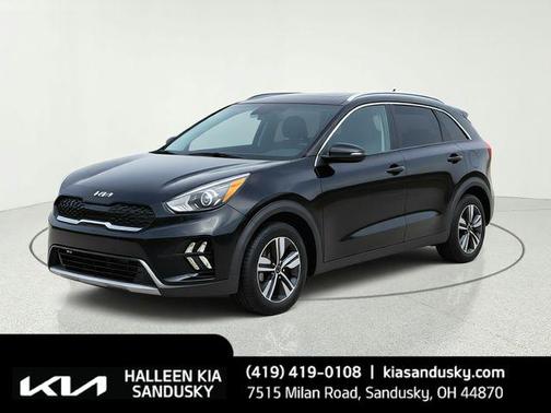 Aurora Black Pearl 2022 Kia Niro LXS