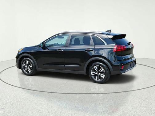 Aurora Black Pearl 2022 Kia Niro LXS