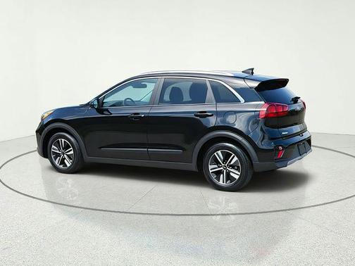 2022 Kia Niro LXS