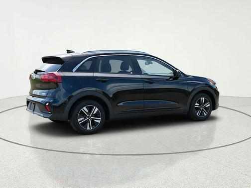 2022 Kia Niro LXS