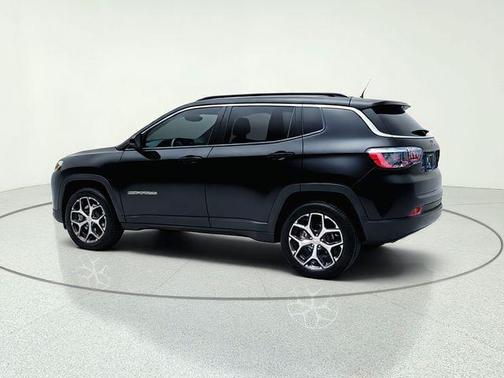 Diamond Black 2024 Jeep Compass Limited