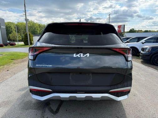 Gravity Gray 2024 Kia Sportage EX