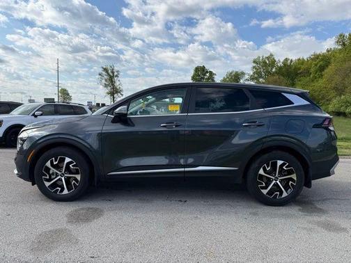 Gravity Gray 2024 Kia Sportage EX