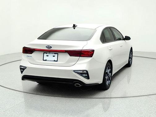 Clear White 2019 Kia Forte LXS