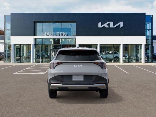 2026 Kia Sportage Hybrid S