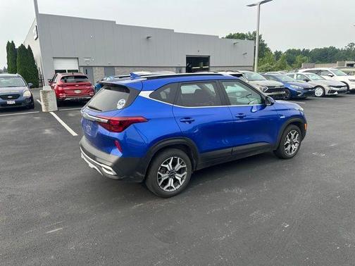 2023 Kia Seltos EX