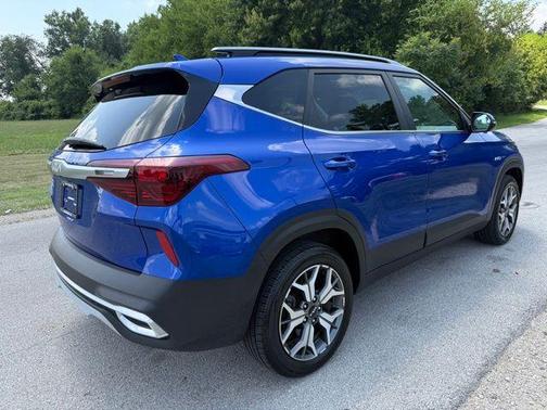 2023 Kia Seltos EX